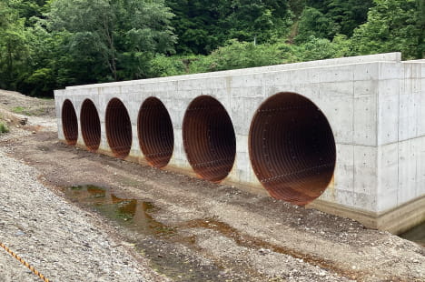 コルゲートパイプ